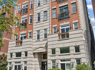 860 W Buckingham Pl APT 2W, Chicago, IL 60657