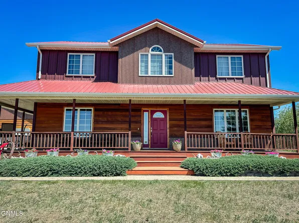 2990 40th St, Mandan, ND 58554