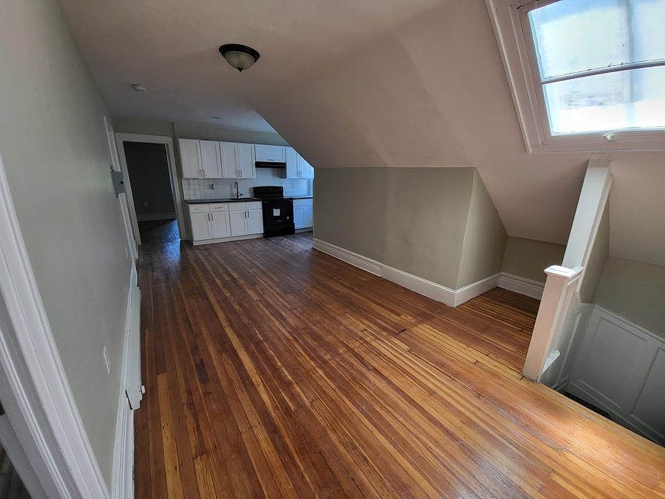 1st image of 6 Baldwin Ave #1A
