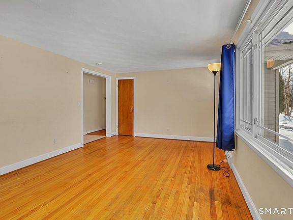 5th image of 50 Davis Road