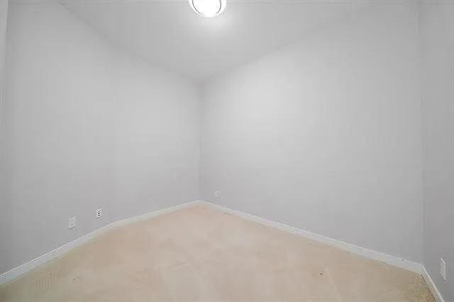 2 bed, 812 sqft, $1,950 — Photo 2