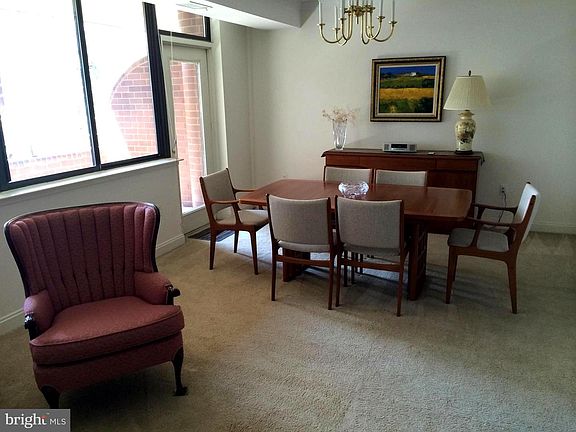 3rd image of 4550 N Park Ave APT 313