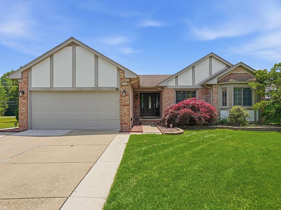 1st image of 15066 Orleans Dr