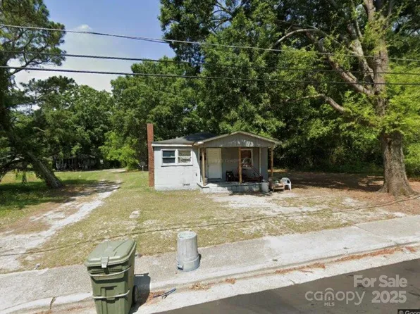 114 Hood St, Rockingham, NC 28379