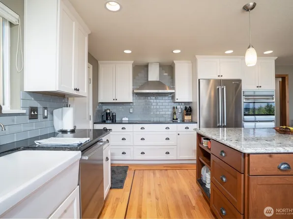 7418 S 15th Street, Tacoma, WA 98465