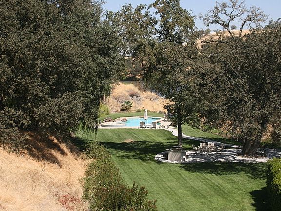 5th image of 10631 Gibbs Dr