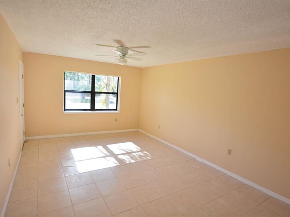 4th image of 7637 Coral Gables Driveunit B