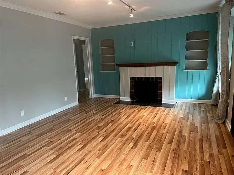 3114 Topeka St — Photo 2