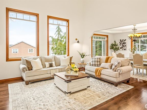 4th image of 11527 52nd Avenue SE