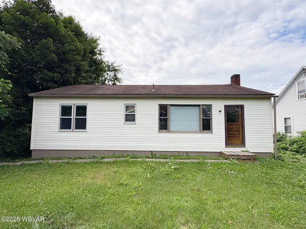972 W 3rd St #R, Lock Haven, PA 17745