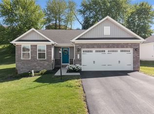 355 Nelson Dr, Monroeville, PA 15146