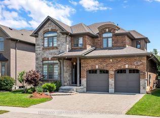 829 Copper Ridge Dr, Waterloo, ON N2K 0B5