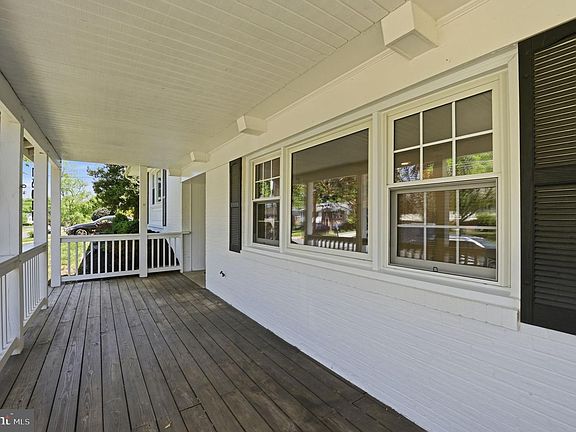 5th image of 15011 Tarleton Dr