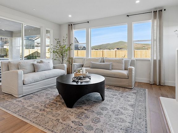 352-1504-millenium-way.61731.phr.176.web