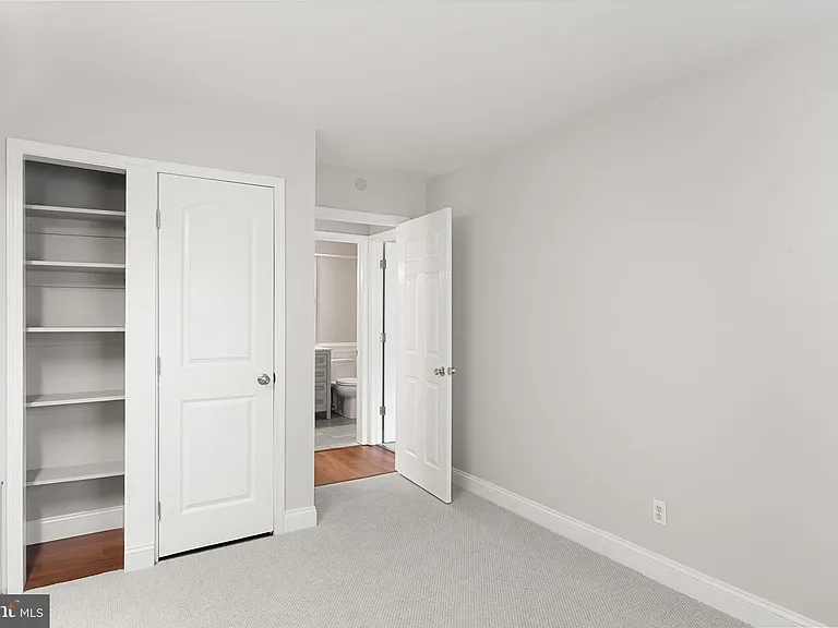 380 Delancey Pl #A — Photo 16