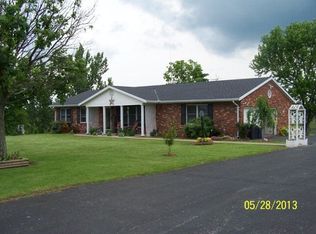 3916 Willow Lenoxburg Rd, Foster, KY 41043