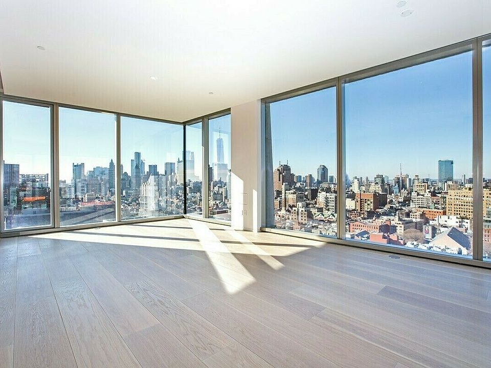 1st image of 215 Chrystie St #28EW