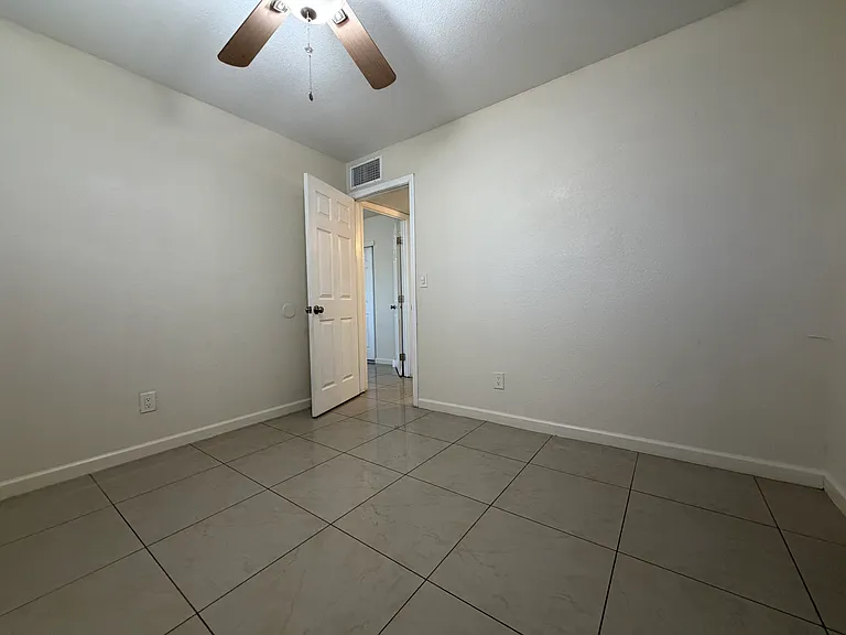 1809 E Broadway Rd #6 — Photo 10