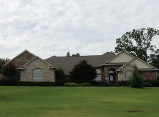 12105 Ridgefield Dr, Fort Smith, AR 72916