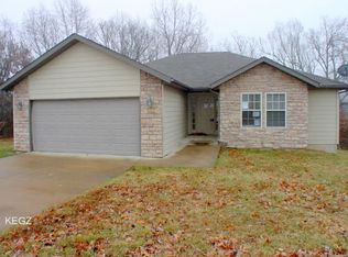 138 Micahs Xing, Reeds Spring, MO 65737