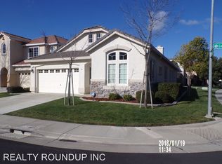 2325 Carex Ct, Elk Grove, CA 95757