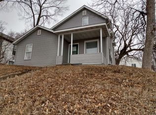 324 S 3rd St, Montevideo, MN 56265