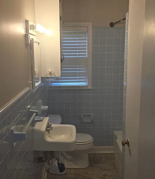 109 Jackson St — Photo 16