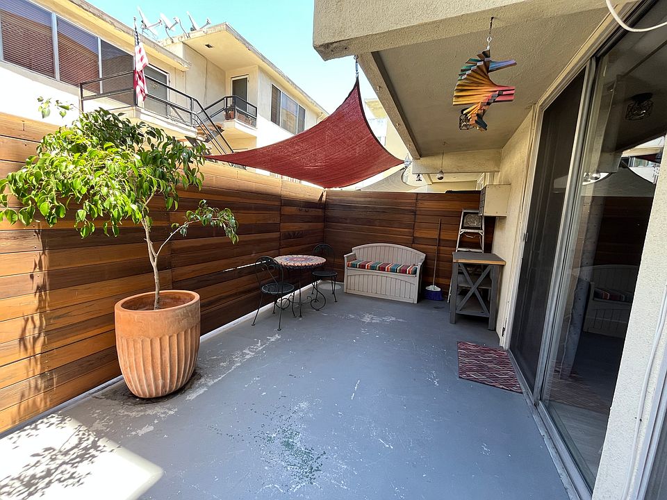 1st image of 320 S Gramercy Pl APT 109