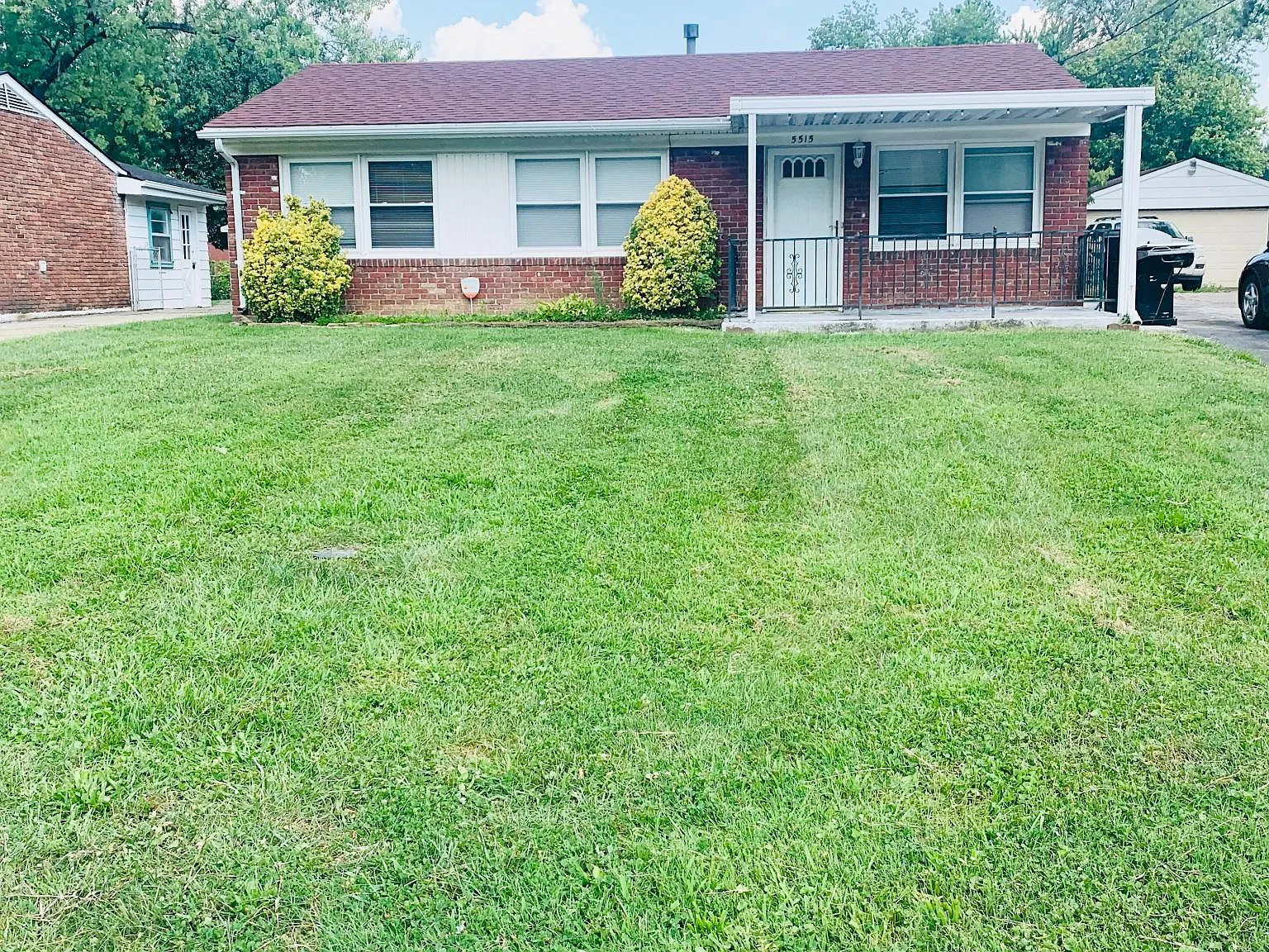 3 bed, 1000 sqft, $1,425 — Photo 2