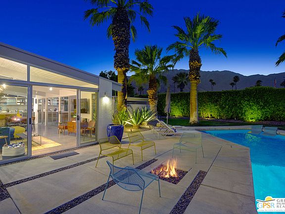 3rd image of 406 E Desert Holly Cir