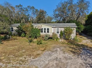 16933 Bosley Dr, Spring Hill, FL 34610