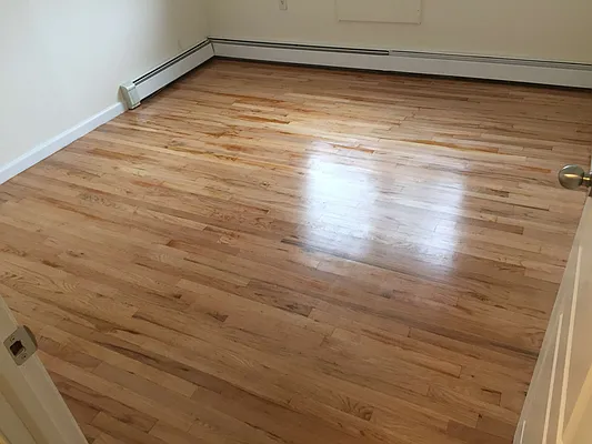 Rented by Metroline Realty | media 7