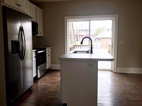 2nd image of 2037 N 2nd St #1
