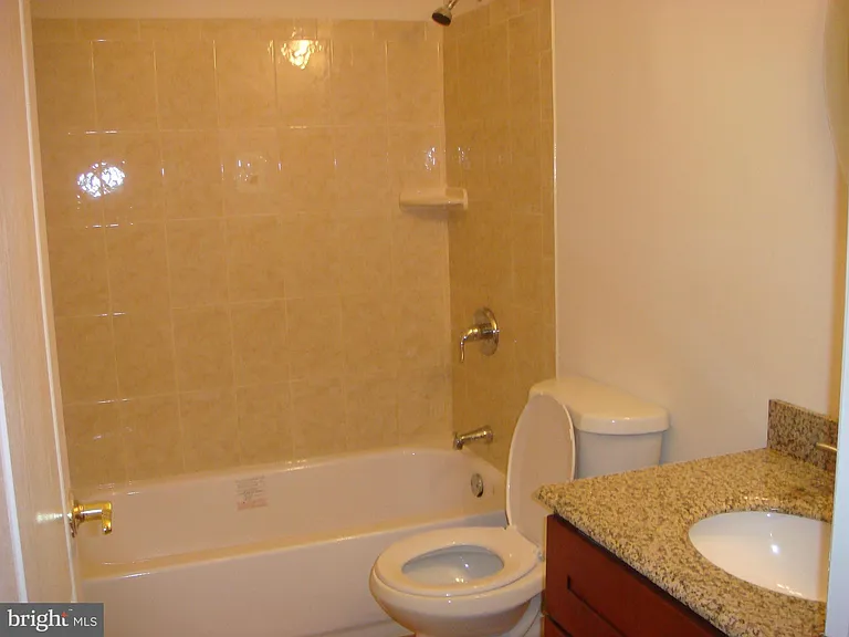 3858 Braveheart Dr — Photo 17