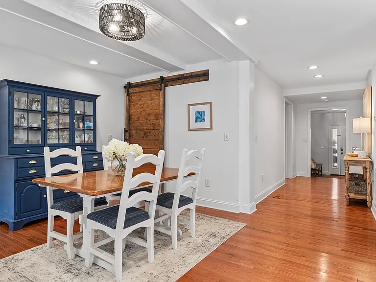 51 Stocker Dr — Photo 27