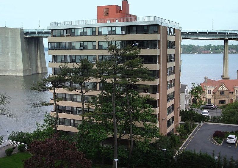 1st image of 16641 Powells Cove Blvd APT 9D