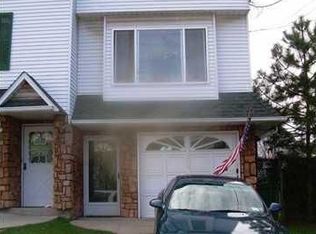 370 Lake Ave, Staten Island, NY 10303