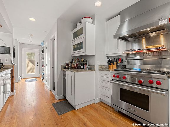 2nd image of 304 W 3rd St