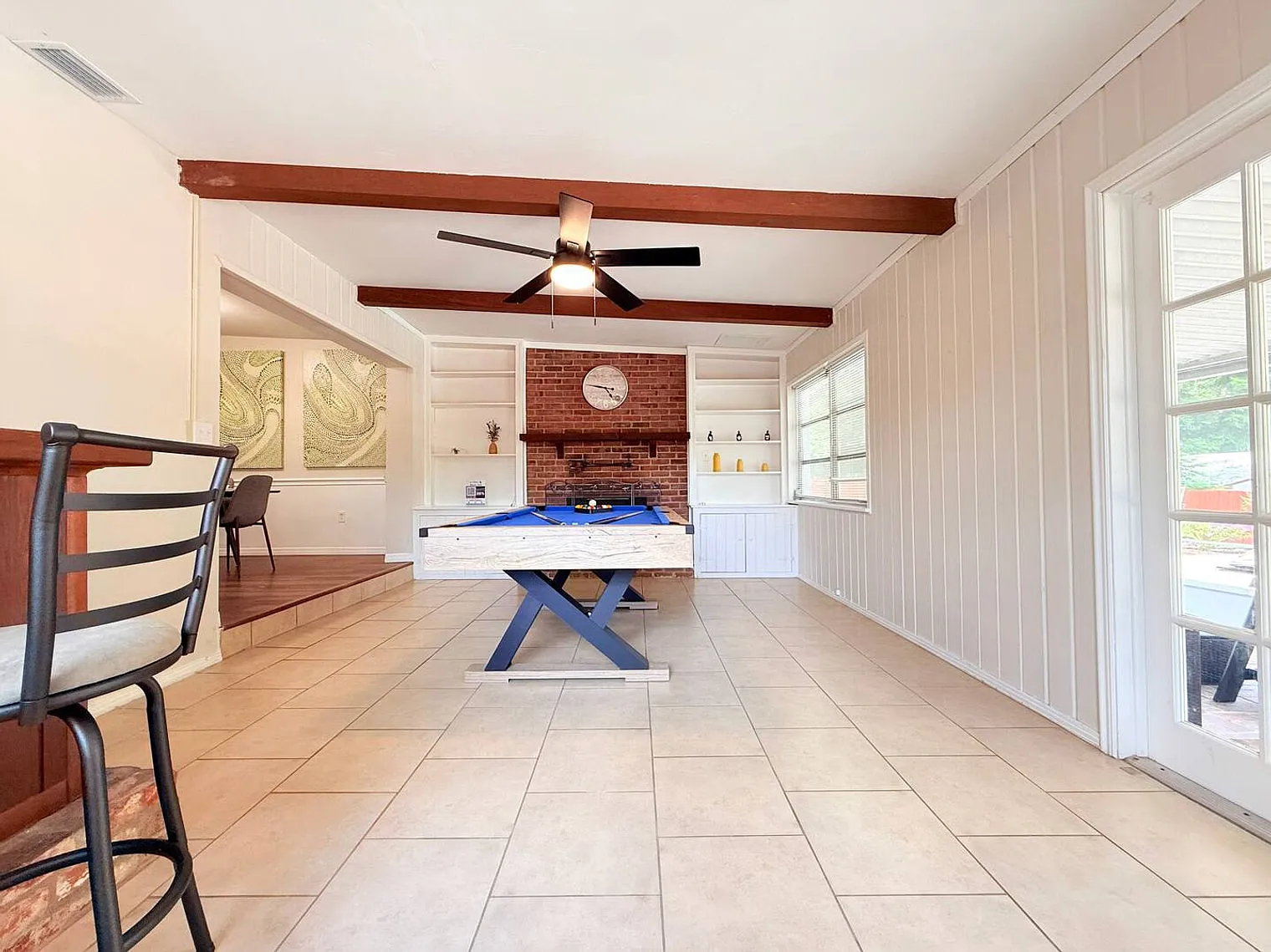 4 bed, 3.0 bath, 1732 sqft, $4,186 — Photo 3