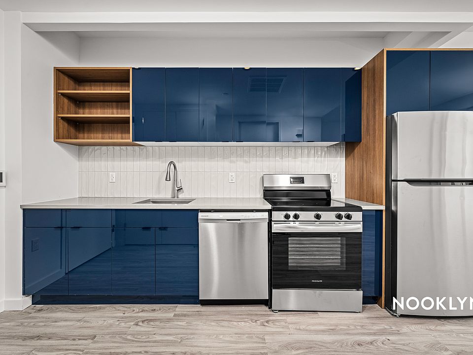 1st image of 14735 95th Ave #1554