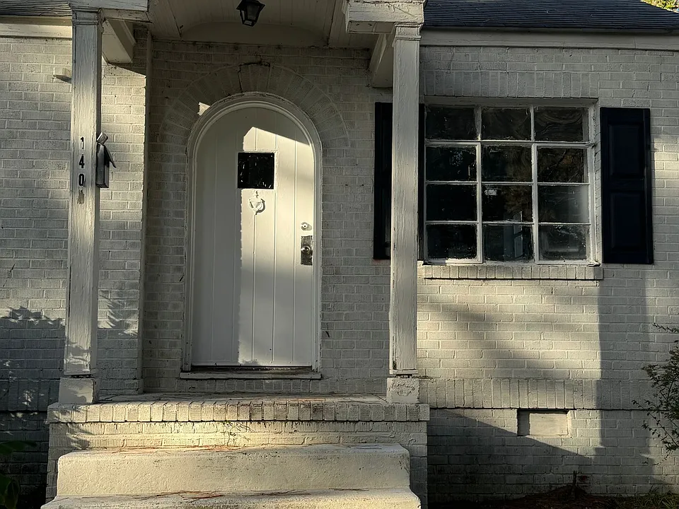 1404 Briarcliff Dr