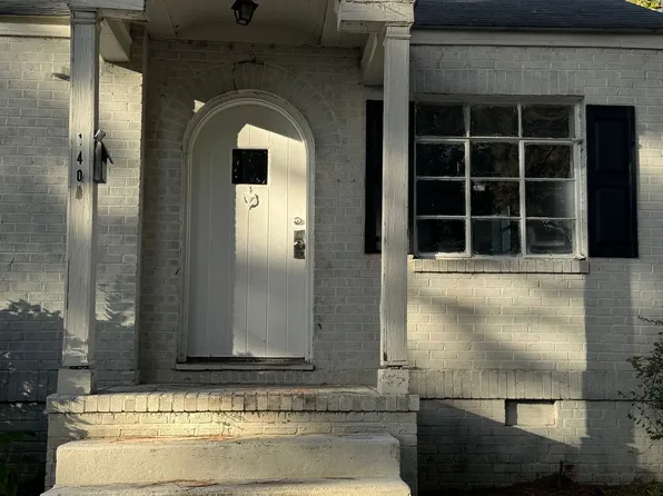 1404 Briarcliff Dr, Fayetteville, NC 28305