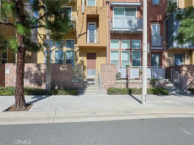 347 Memory Ln, Santa Ana, CA, 92705