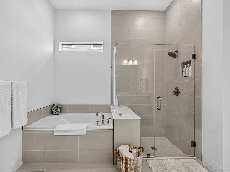 10358 Northbrook Cir — Photo 12