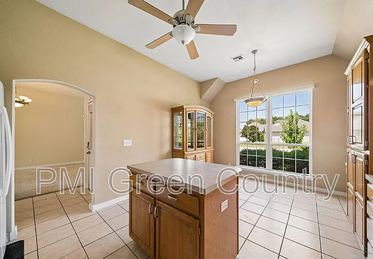 7305 E Indianola St — Photo 10