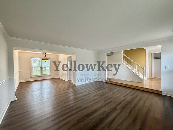 2nd image of 728 Buffalo Cir
