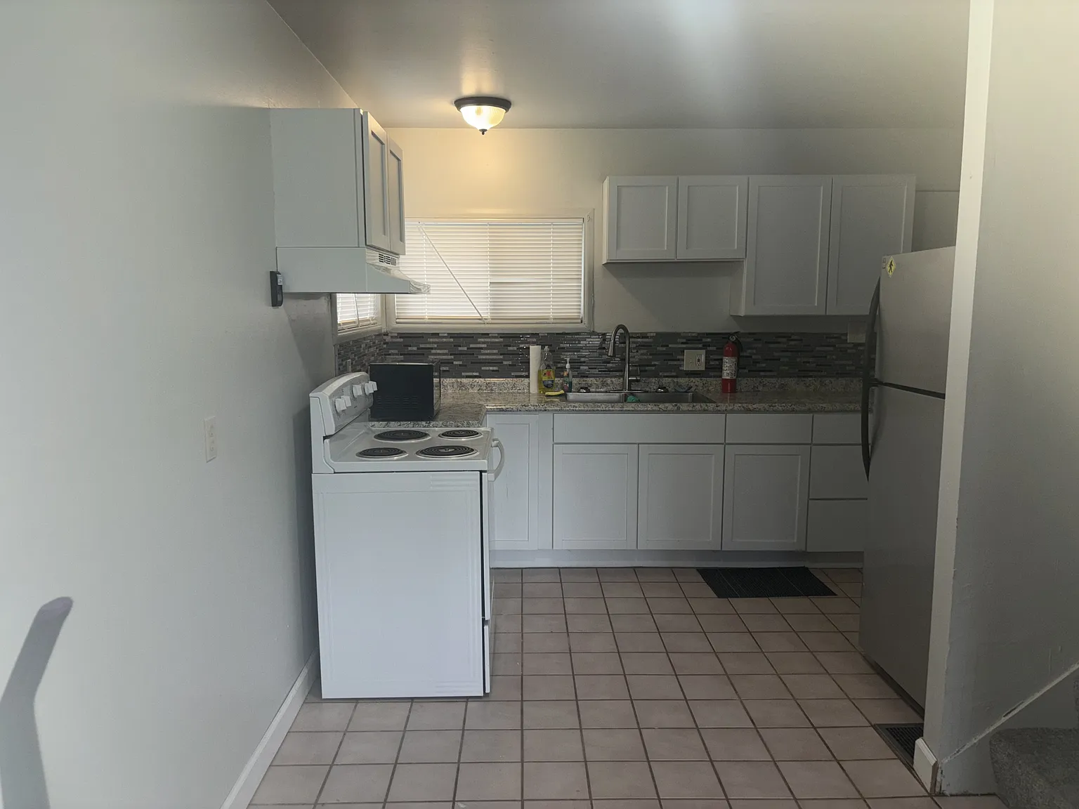 282 North Beverly Avenue - 1 — Photo 4