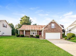 1879 Sydney Louise Dr, Clarksville, TN 37042