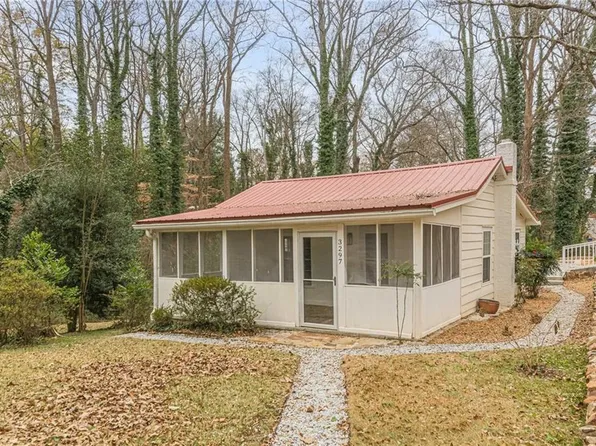 3297 College St, College Park, GA 30337