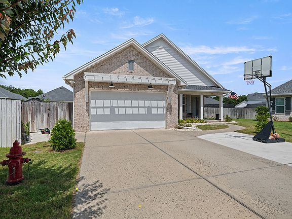 2nd image of 106 Amelia Rae Cir